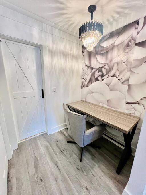 Luxury City Loft In Gainesville B エクステリア 写真